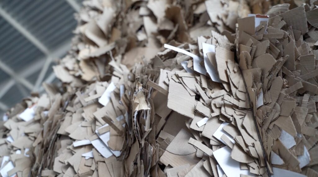 Progettare secondo un’etica di filiera, ottimizzare lo scarto, pensare il riuso.